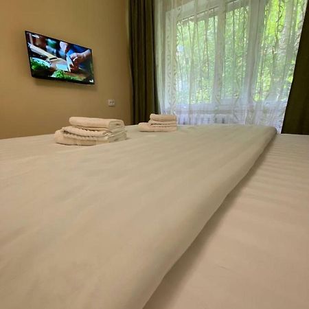 Iaparts Богенбай Батыра-Шагабутдинова Almaty Extérieur photo